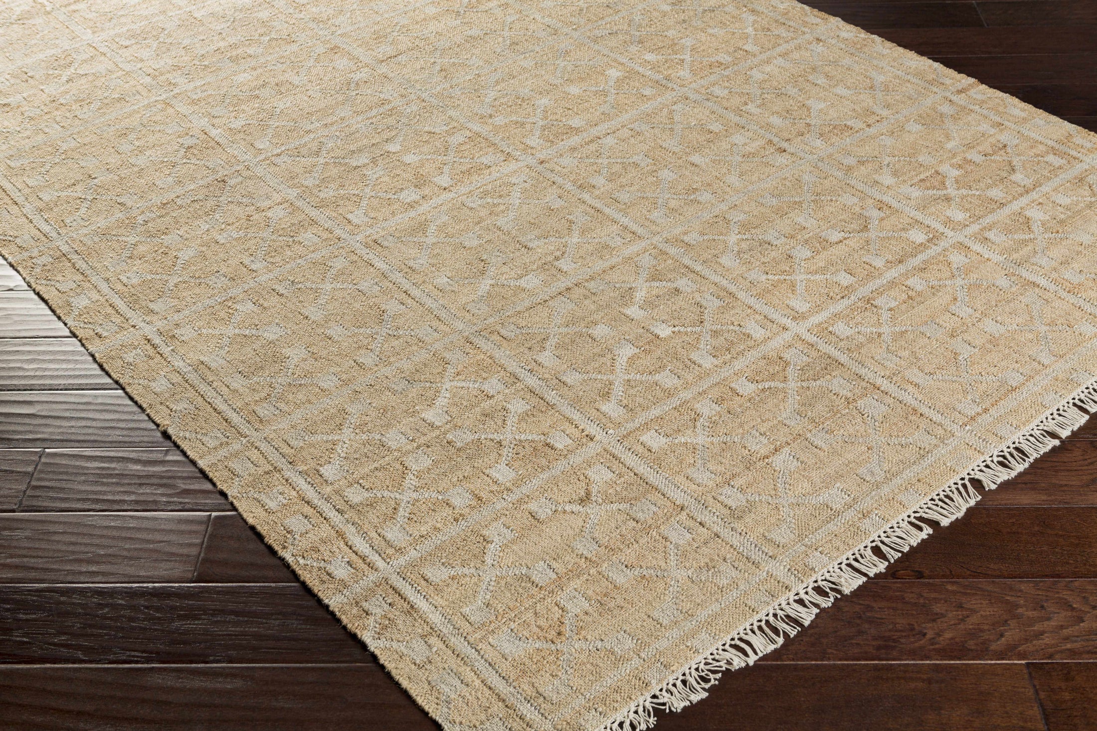 Rice Handcrafted Fringed Jute Carpet